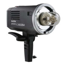 Вспышка аккумуляторная Godox Witstro AD600BM