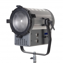 Осветитель студийный GreenBean Fresnel 200 LED X3 Bi-color DMX